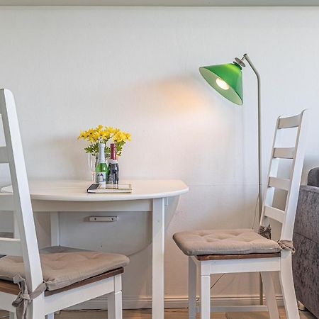 Fewo1846 - Del Mar - Komfortable 2-Zimmer-Wohnung Mit Balkon Im 7 Og Glücksburg Extérieur photo