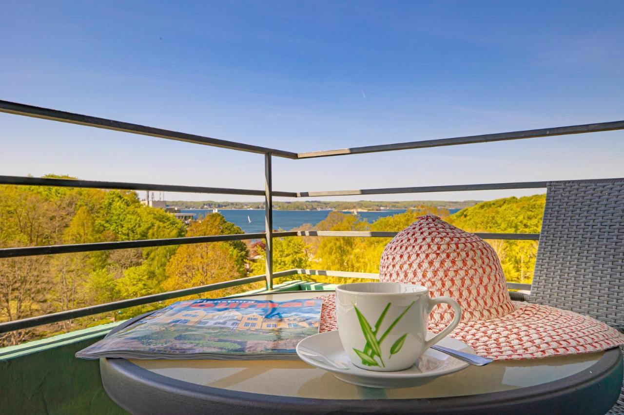 Fewo1846 - Del Mar - Komfortable 2-Zimmer-Wohnung Mit Balkon Im 7 Og Glücksburg Extérieur photo